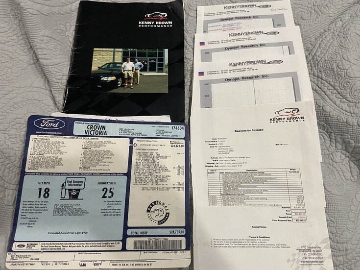 Thumbnail Photo undefined for 1997 Ford Crown Victoria LX Sedan